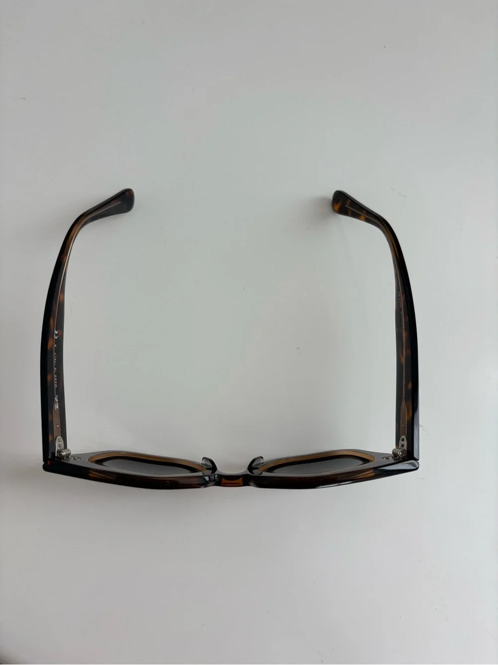 Ray-Ban RB2186 STATE STREET Sunglasses
